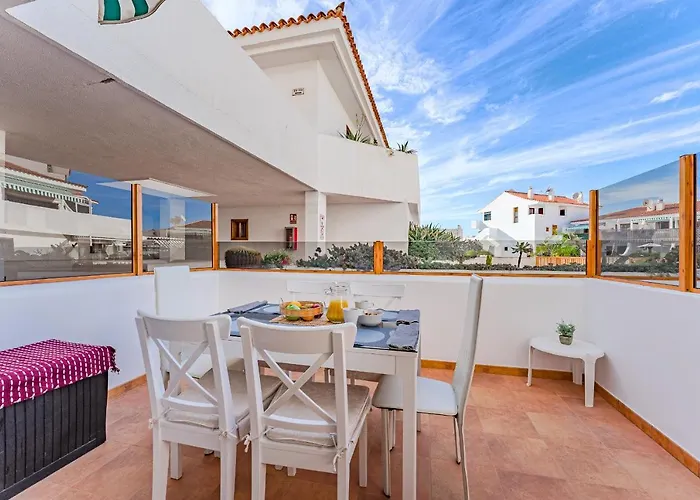 Centric In Playa Fanabe By Altamarhomes Appartement